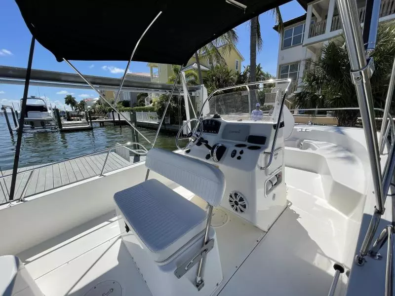 2014 Boston Whaler 190 Montauk