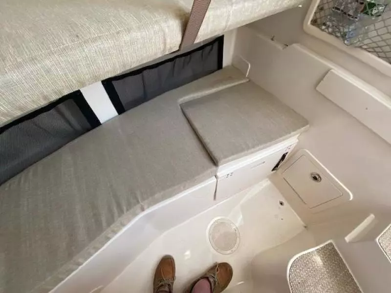 2017 Grady-White 232 Gulfstream