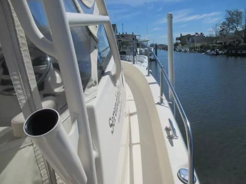 2017 Grady-White 232 Gulfstream