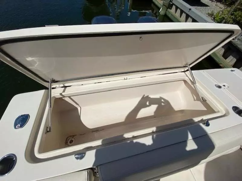 2017 Grady-White 232 Gulfstream