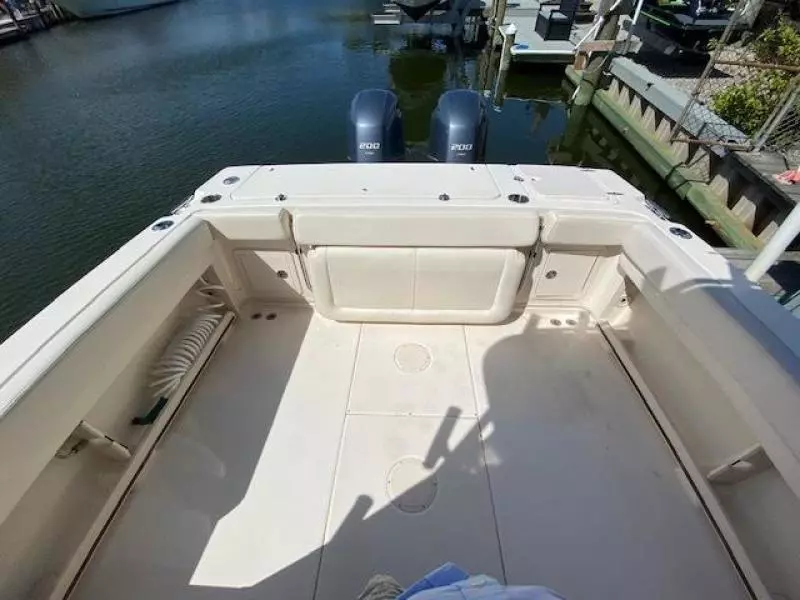 2017 Grady-White 232 Gulfstream