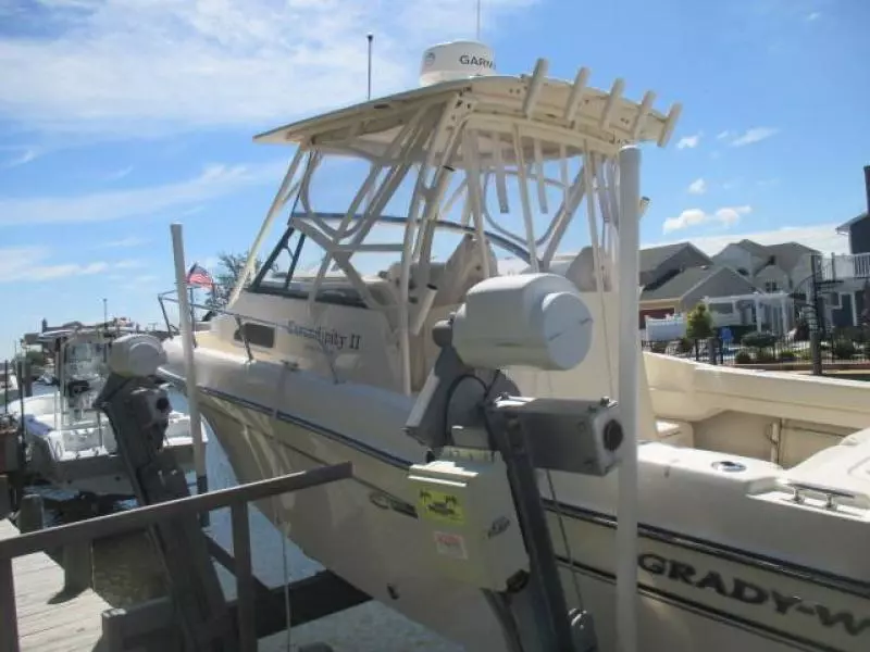 2017 Grady-White 232 Gulfstream