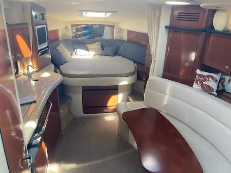 2005 Sea Ray 320 Sundancer