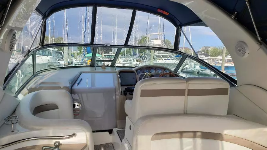 2005 Sea Ray 320 Sundancer