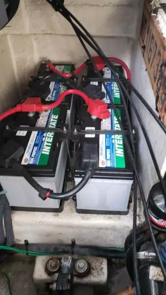 2005 Sea Ray 320 Sundancer