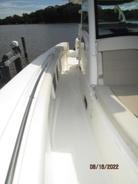 37' Boston Whaler starboard side deck2
