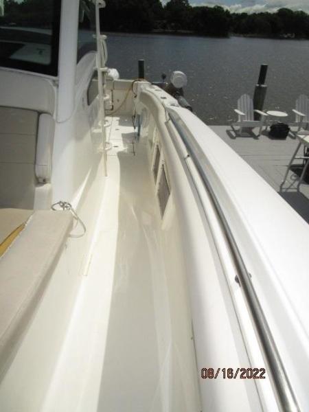 37' Boston Whaler port side deck2