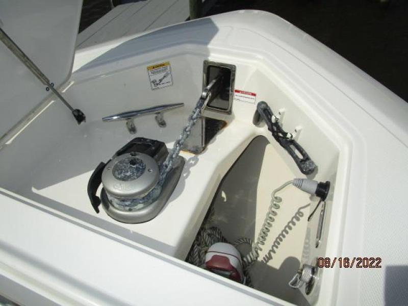 37' Boston Whaler anchor windlass