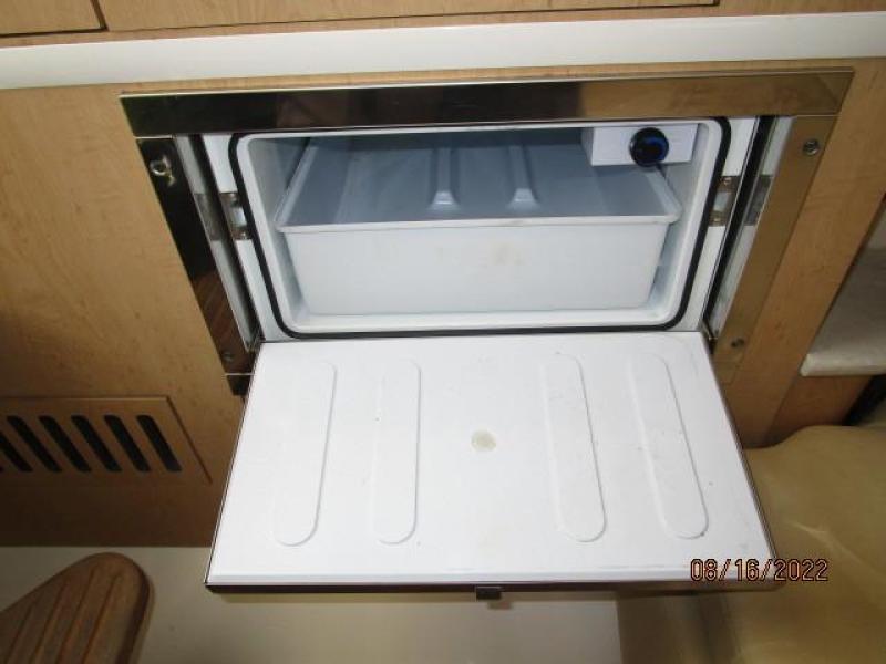 37' Boston Whaler freezer