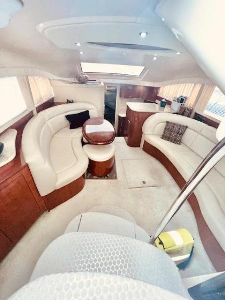 26 Archimedes II 2004 Sea Ray 390 MY Salon 1