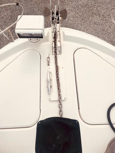23 Archimedes II 2004 Sea Ray 390 MY Foredeck 2
