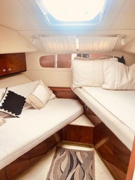 47 Archimedes II 2004 Sea Ray 390 MY FWD Cabin 1