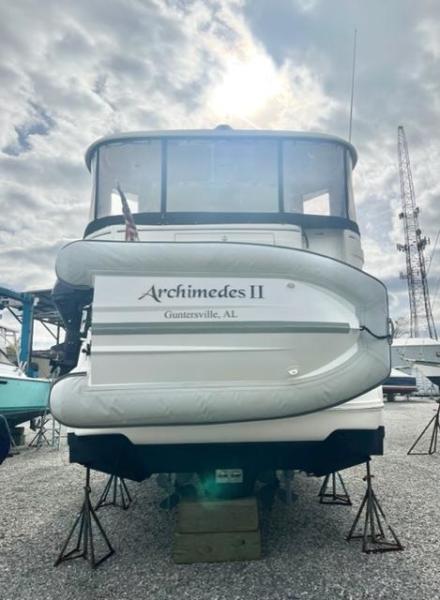 93 Archimedes II 2004 Sea Ray 390 MY On The Hard 7