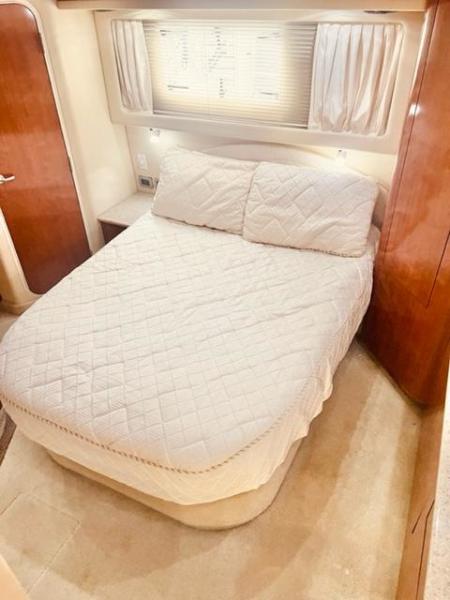 62 Archimedes II 2004 Sea Ray 390 MY Aft Cabin 3