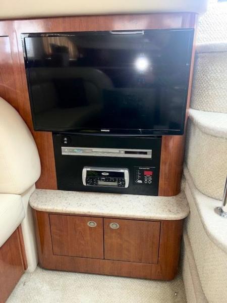 34.1 Archimedes II 2004 Sea Ray 390 MY Entertainment Center