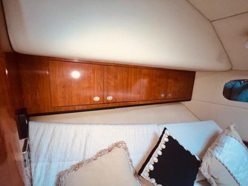 52 Archimedes II 2004 Sea Ray 390 MY FWD Cabin 7