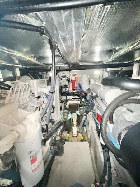 80 Archimedes II 2004 Sea Ray 390 MY Engine Room 7