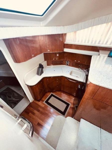 36 Archimedes II 2004 Sea Ray 390 MY Galley 2