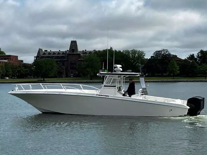 38ft Fountain Yacht For Sale