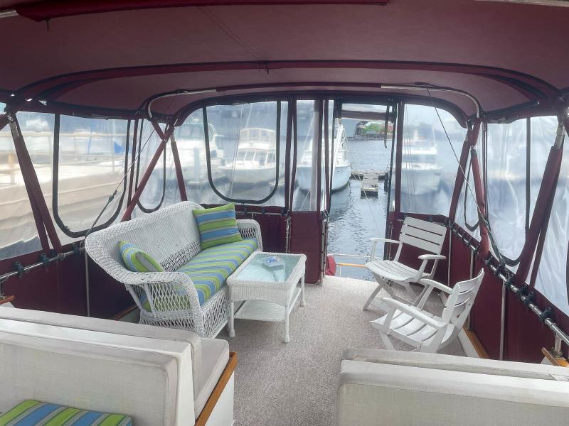 1984 Grand Banks Classic