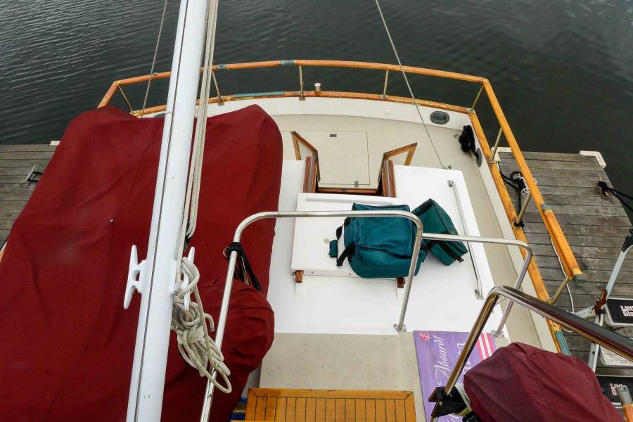 1984 Grand Banks Classic