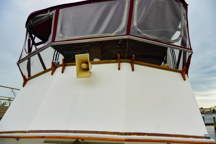 1984 Grand Banks Classic