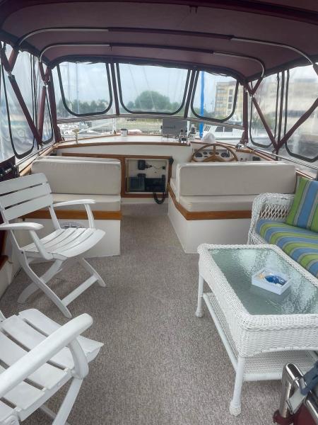 1984 Grand Banks Classic