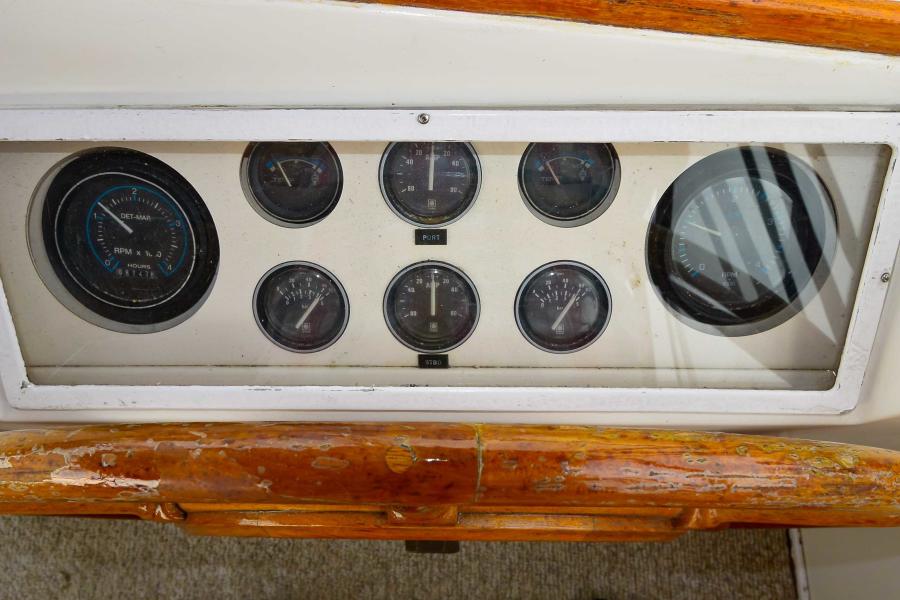 1984 Grand Banks Classic