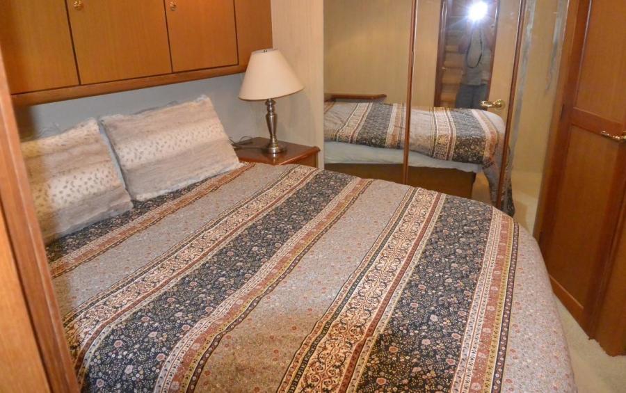 2003 Ocean Yachts Odyssey
