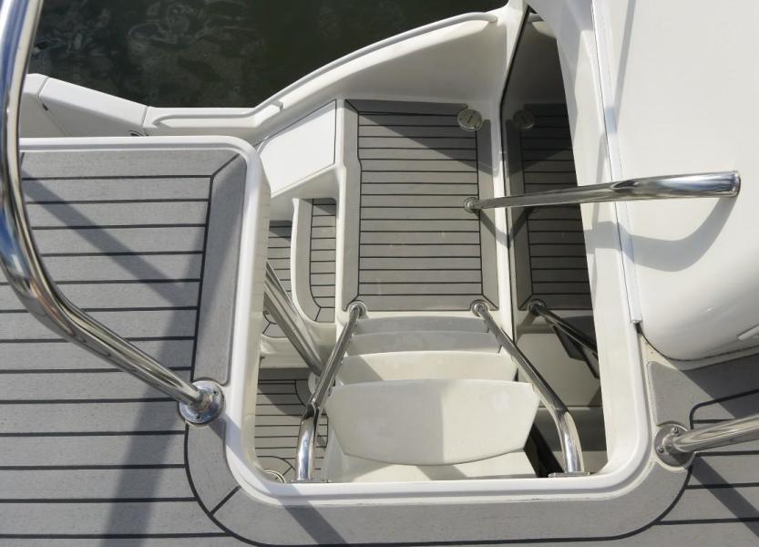 2003 Ocean Yachts Odyssey