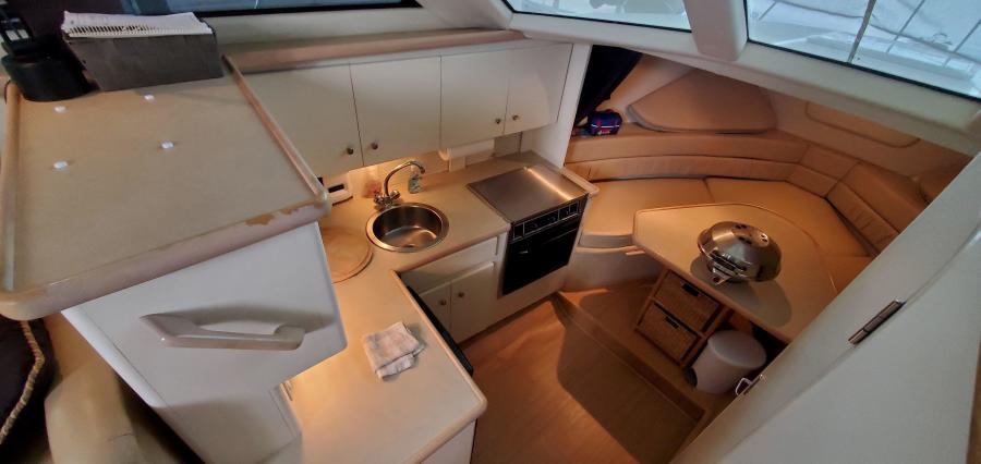 Carver 326 Aft Cabin Galley