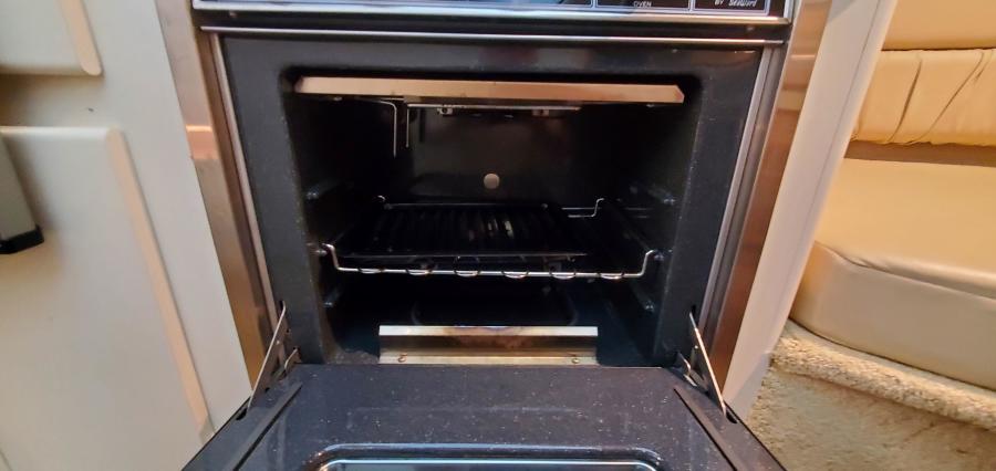 Carver 326 Aft Cabin Galley