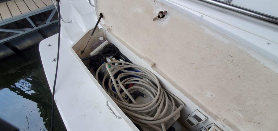 Carver 326 Aft Cabin Locker