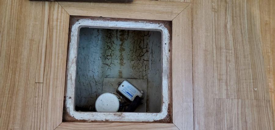 Carver 326 Aft Cabin Bilge