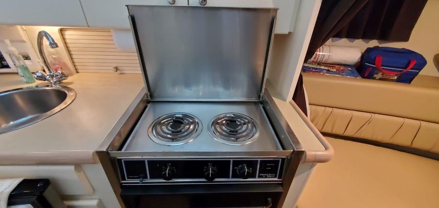 Carver 326 Aft Cabin Galley
