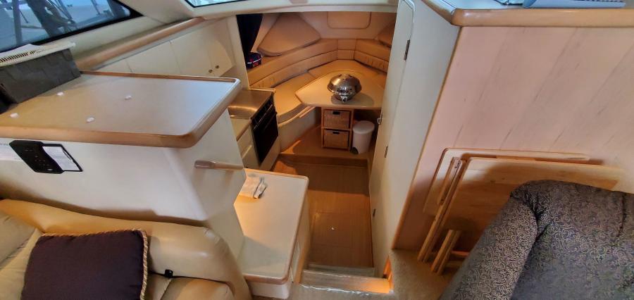 Carver 326 Aft Cabin Galley
