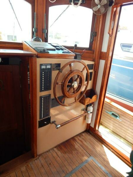 1983 Crosby Cruising Tug