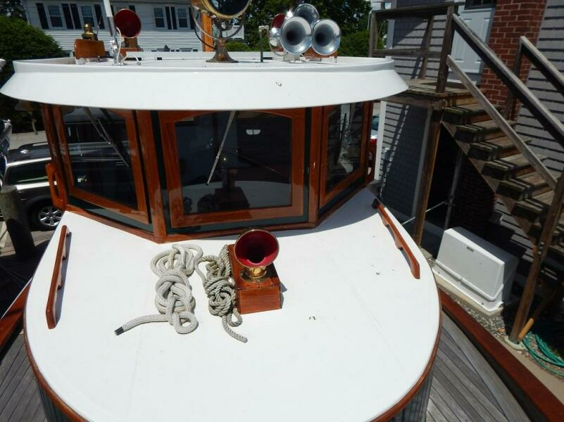 1983 Crosby Cruising Tug