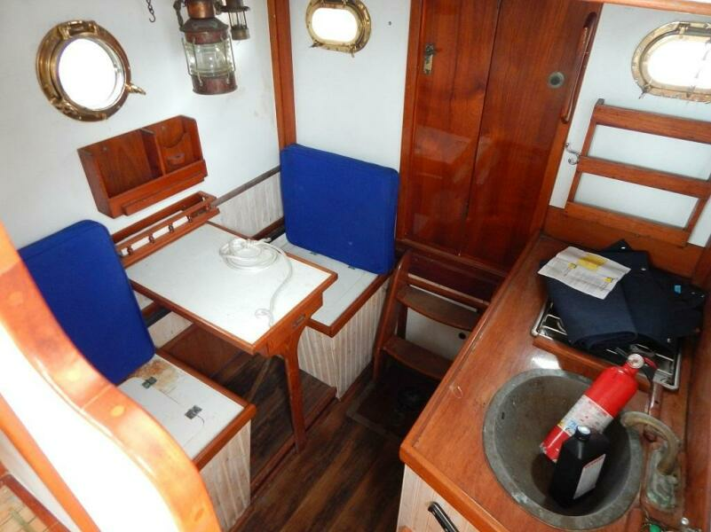 1983 Crosby Cruising Tug