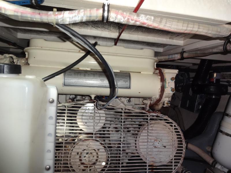 1990 Hatteras Double Cabin