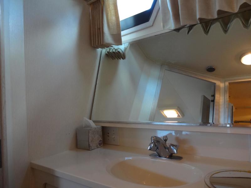 1990 Hatteras Double Cabin