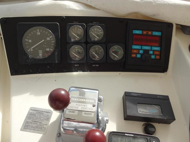 1990 Hatteras Double Cabin