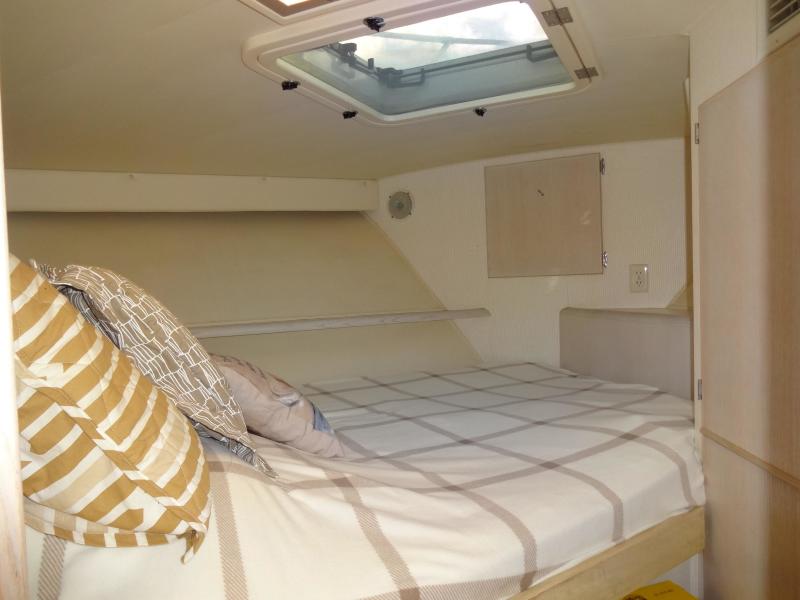 1990 Hatteras Double Cabin