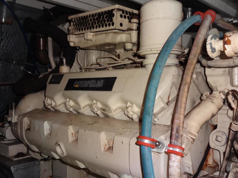 1990 Hatteras Double Cabin