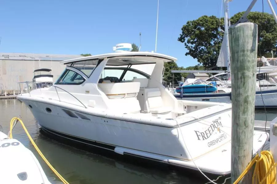 2002 Tiara Yachts 3800 Open