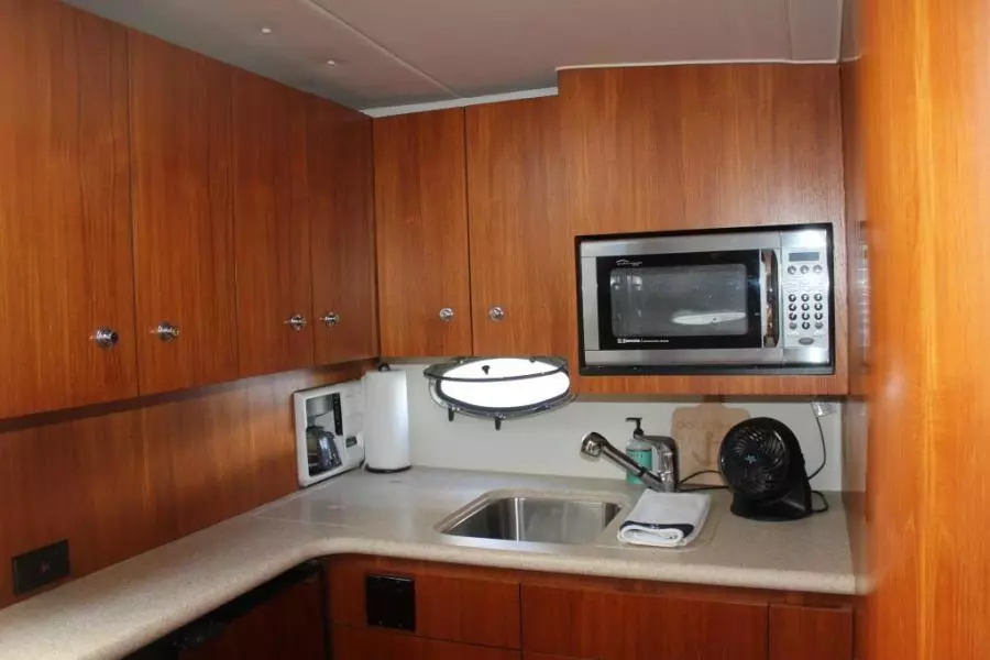 2002 Tiara Yachts 3800 Open