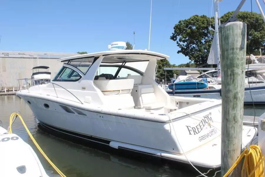 2002 Tiara Yachts 3800 Open