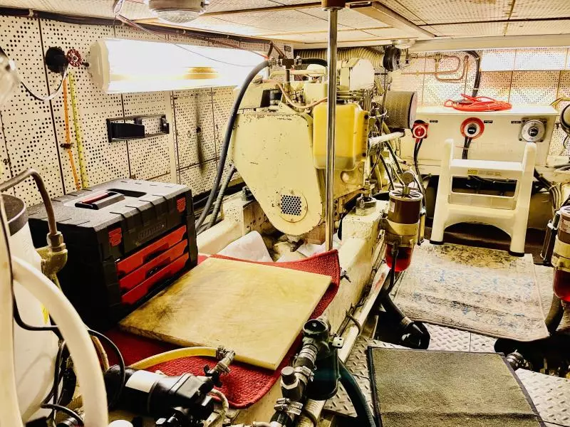 1990 Tradewinds 47MY