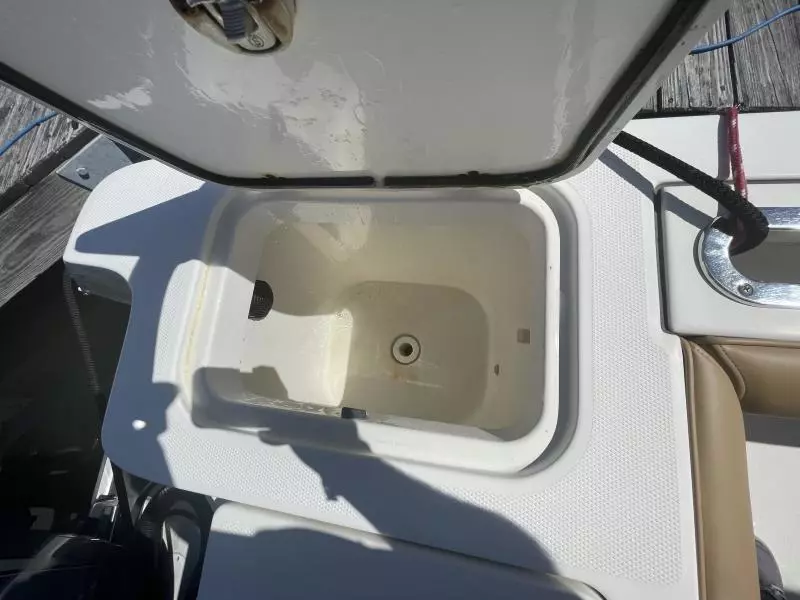 2006 Edgewater 318 CC