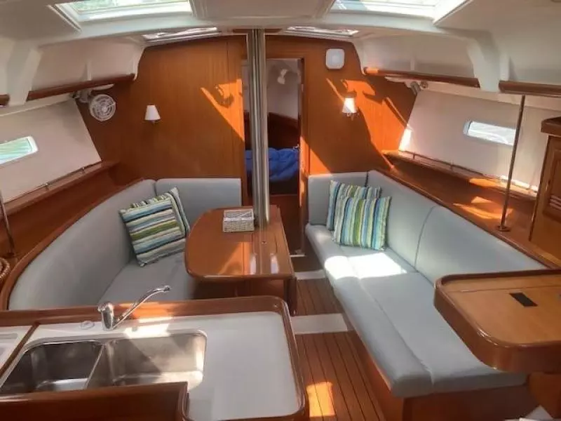 2007 Beneteau 373
